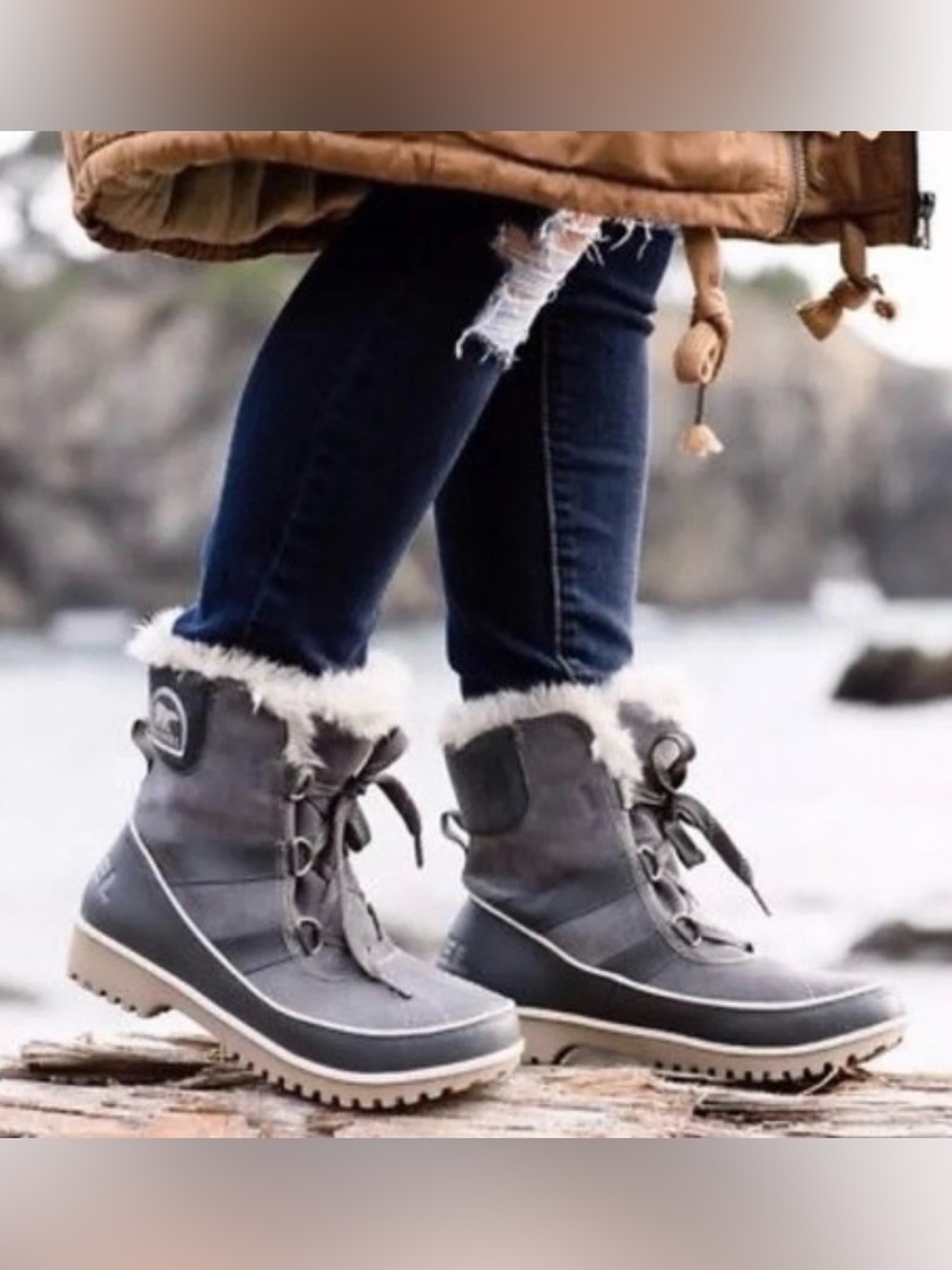 Sorel Tivoli II gray suede winter boots | W8
